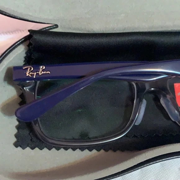 Ray-Ban Men’s Tranparent Grey Blue (5228) - Picture 8 of 10